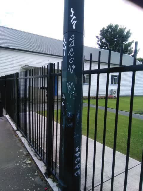 Graffiti, a report photo