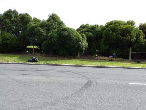 Rubbish/Recycling, a report photo