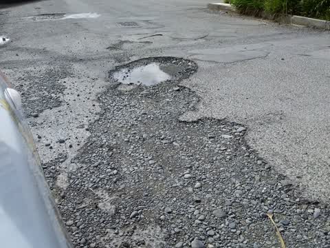 Roading/Streets, a report photo