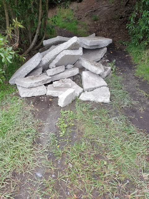 Rubbish/Recycling, a report photo