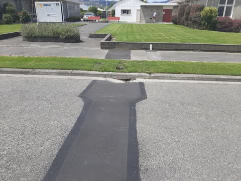 Roading/Streets, a report photo
