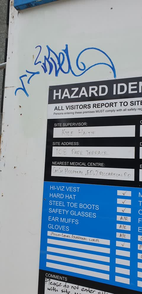 Graffiti, a report photo