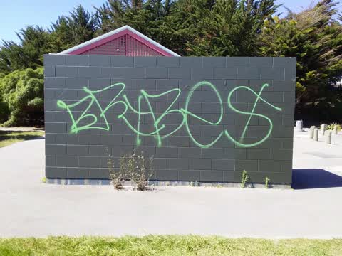 Graffiti, a report photo