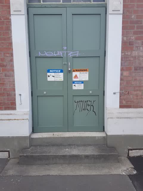 Graffiti, a report photo