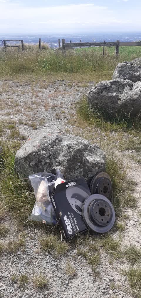General Request, a report photo