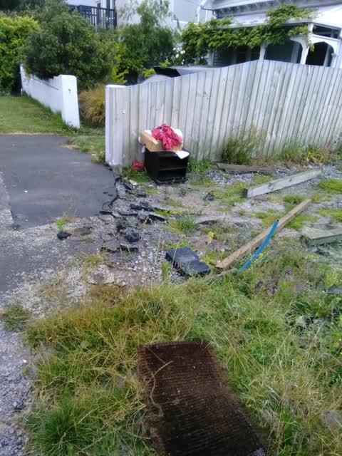 Rubbish/Recycling, a report photo