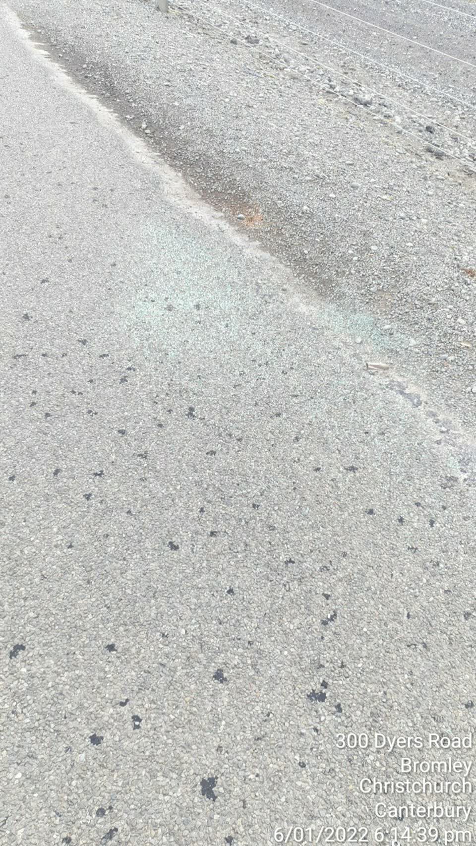 The photograph attached to this roading/streets report