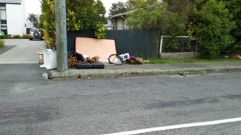 Rubbish/Recycling, a report photo