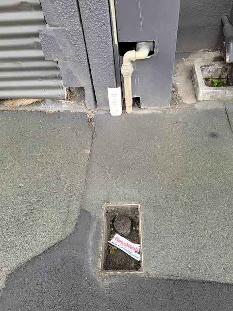 Roading/Streets, a report photo