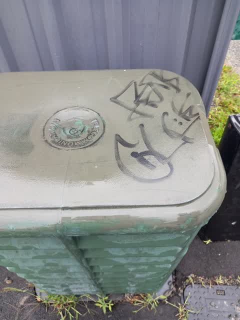 Graffiti, a report photo