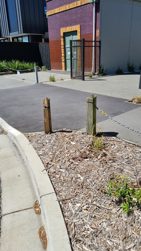 Roading/Streets, a report photo