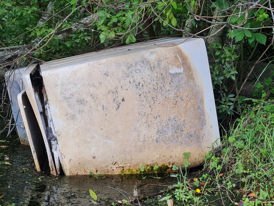 The photograph attached to this general request report