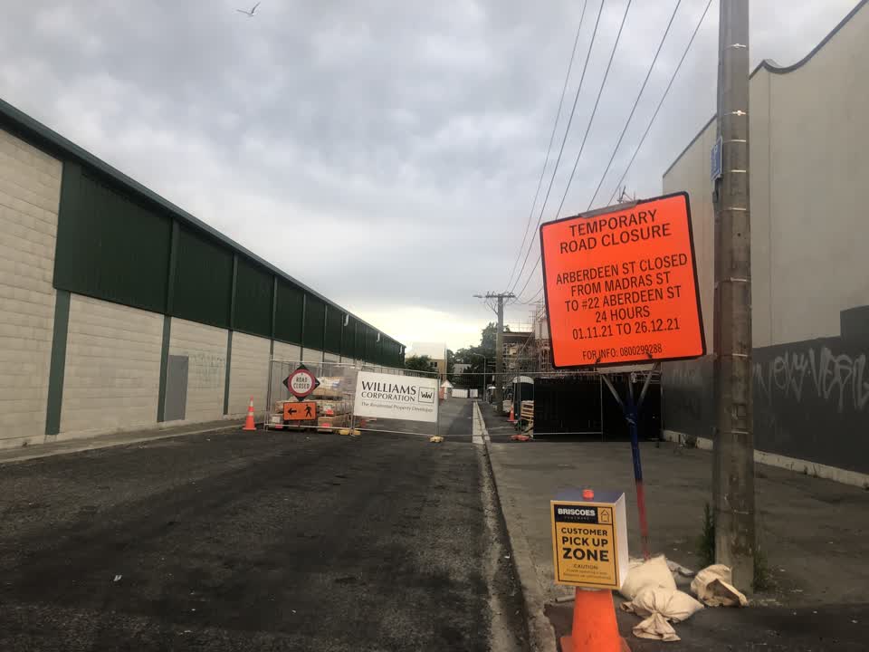 The photograph attached to this roading/streets report
