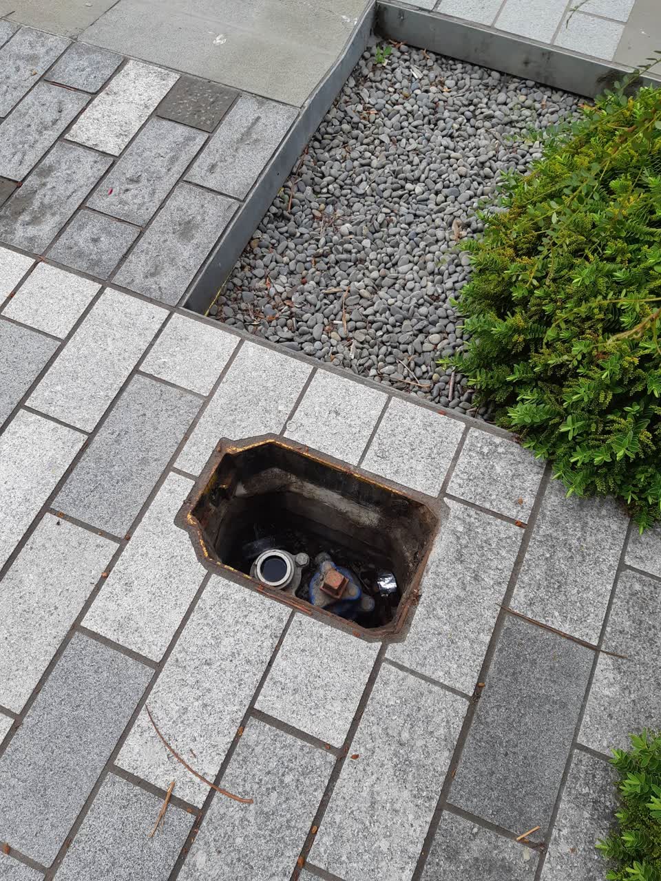 The photograph attached to this water supply report