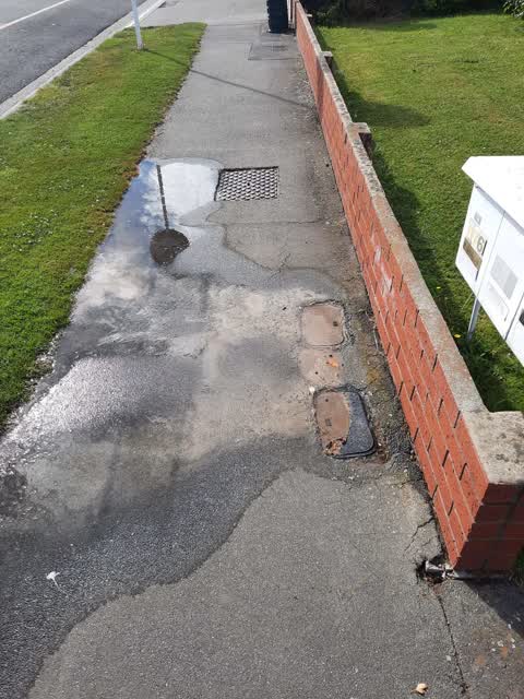 Water Leak, a report photo