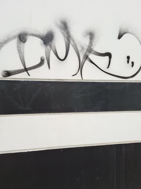 Graffiti, a report photo