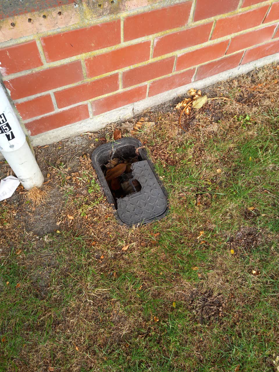 The photograph attached to this water supply report