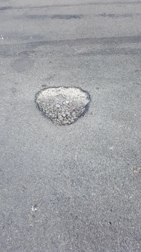 Roading/Streets, a report photo