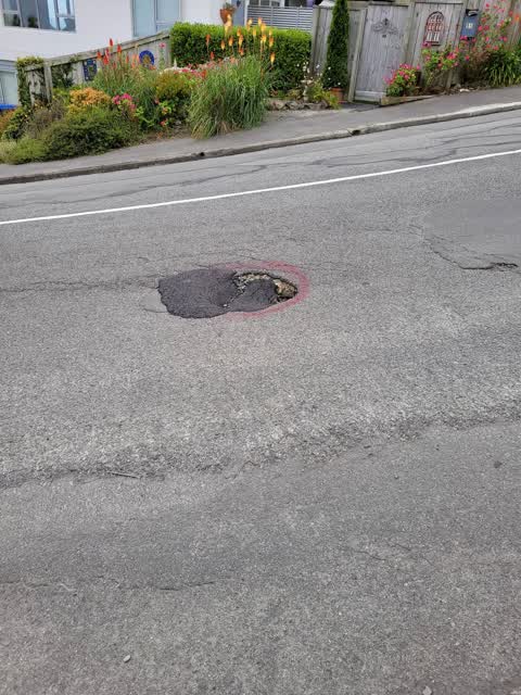 Roading/Streets, a report photo