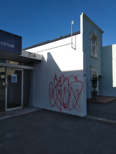 Graffiti, a report photo