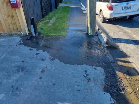Water Leak, a report photo