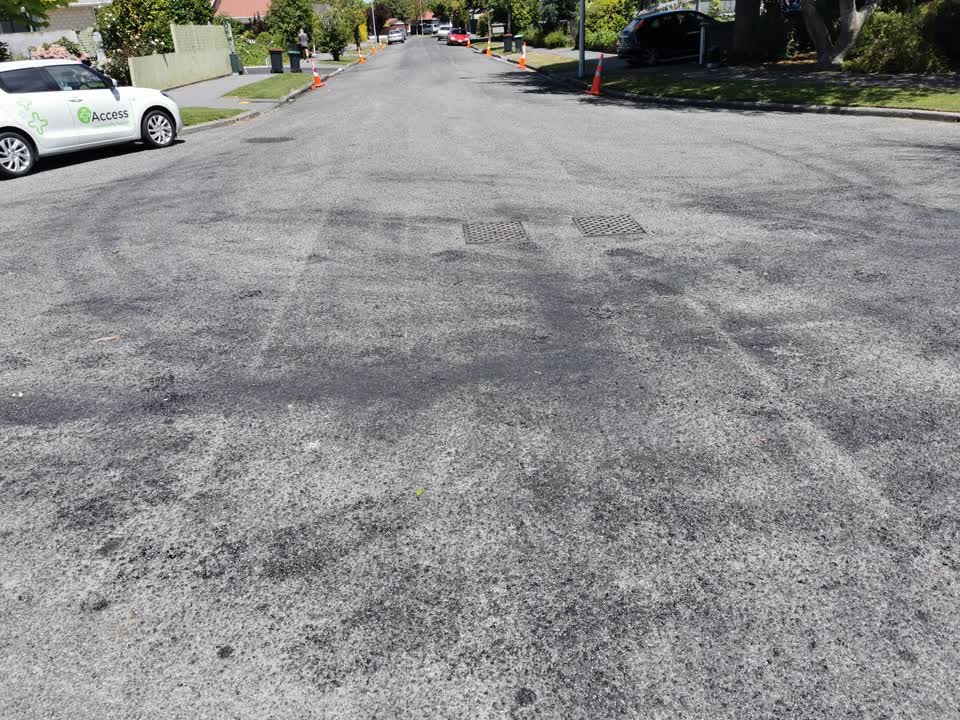 The photograph attached to this roading/streets report