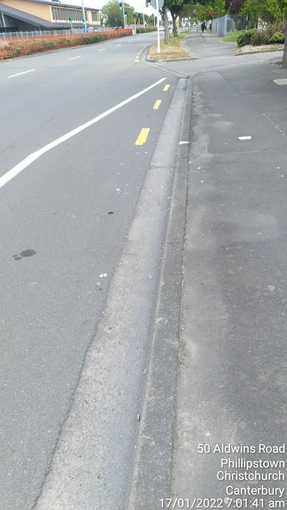 The photograph attached to this roading/streets report
