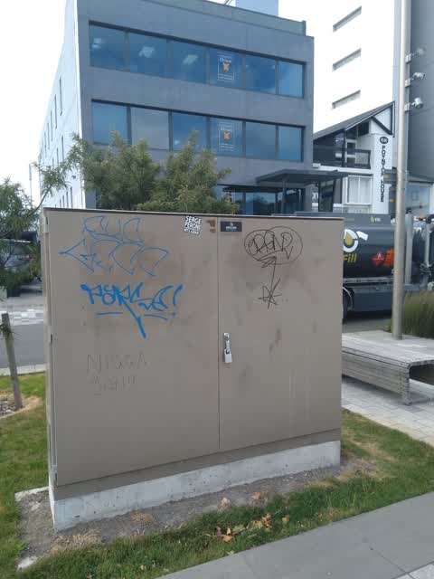 Graffiti, a report photo