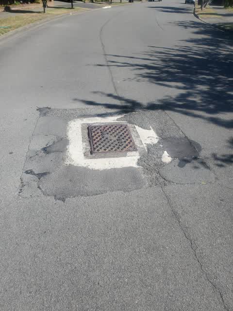 Roading/Streets, a report photo