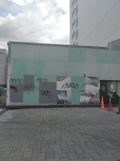 Graffiti, a report photo