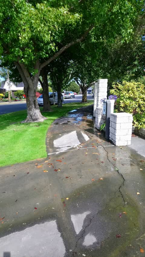 Water Leak, a report photo