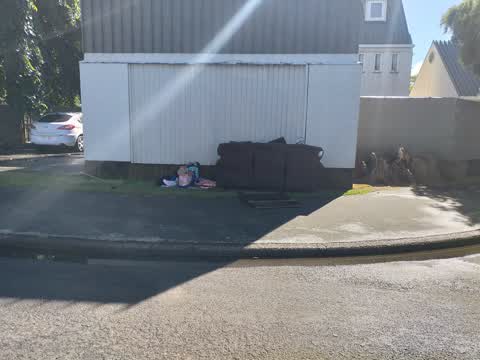 Rubbish/Recycling, a report photo