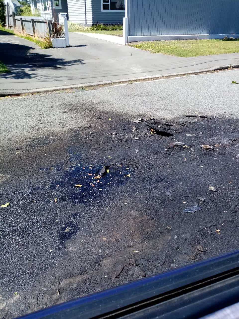 The photograph attached to this roading/streets report