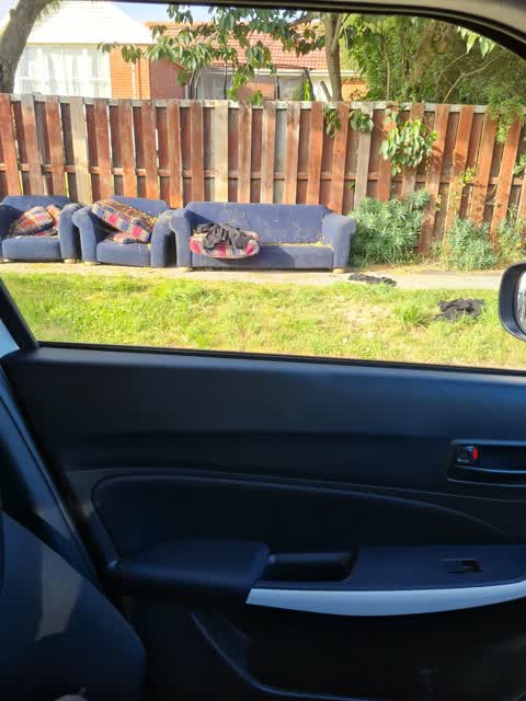 Rubbish/Recycling, a report photo