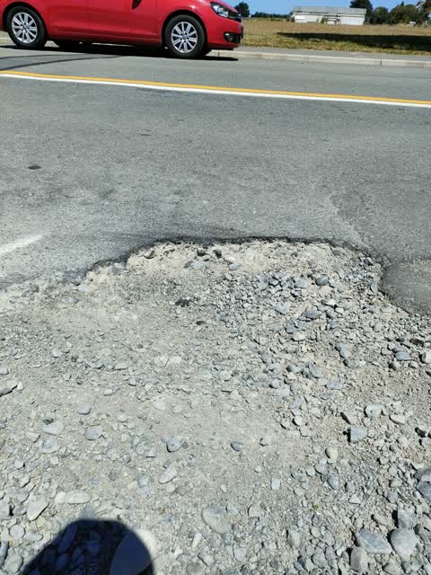 Roading/Streets, a report photo