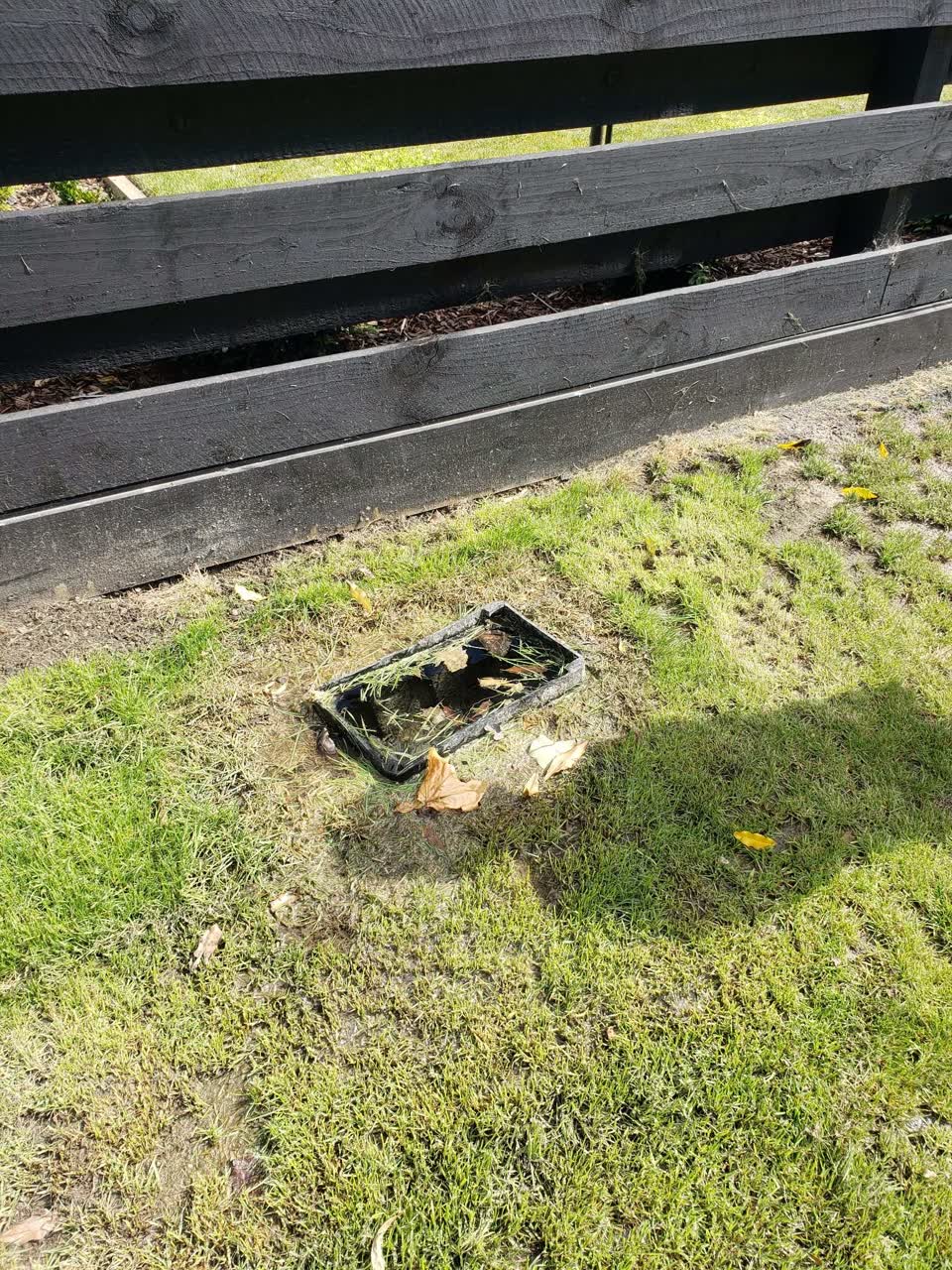 The photograph attached to this sewer - leak / blockage report
