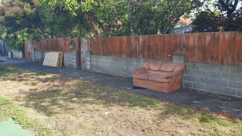 Rubbish/Recycling, a report photo