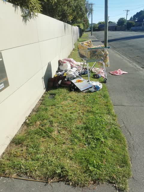 Rubbish/Recycling, a report photo