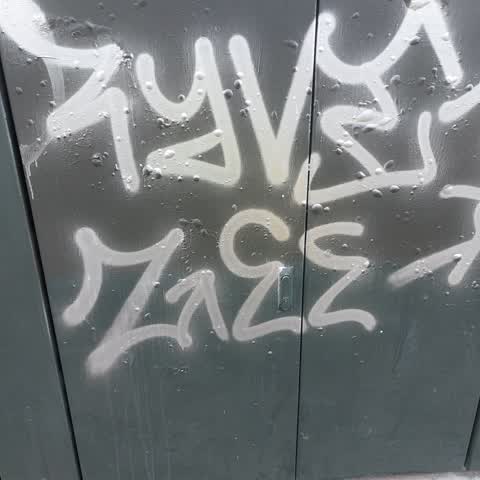 Graffiti, a report photo