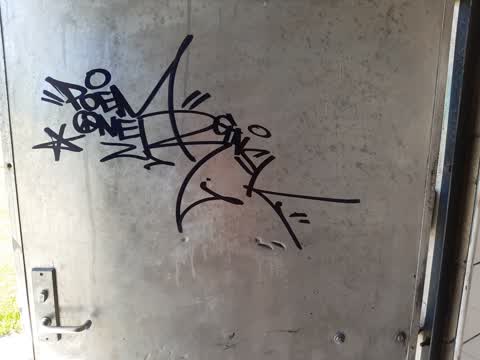Graffiti, a report photo