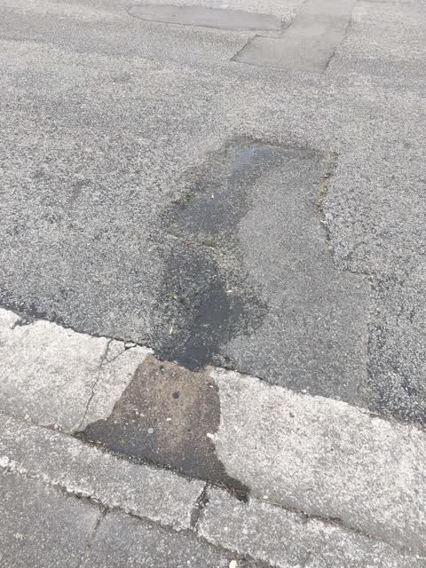 Water Leak, a report photo