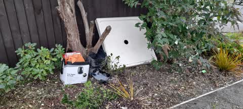 Rubbish/Recycling, a report photo