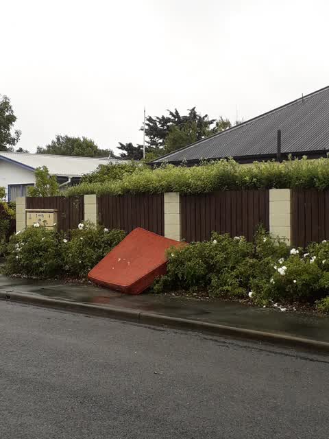 Rubbish/Recycling, a report photo