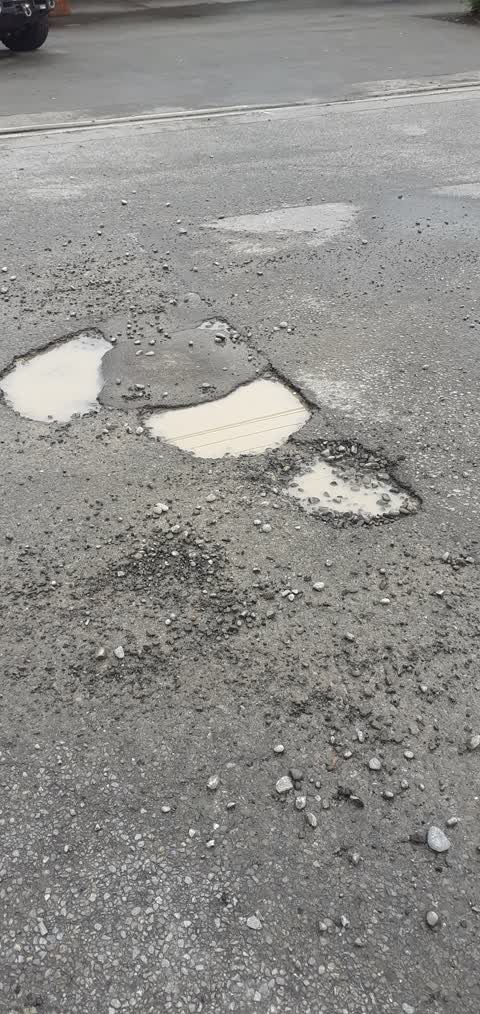 Roading/Streets, a report photo