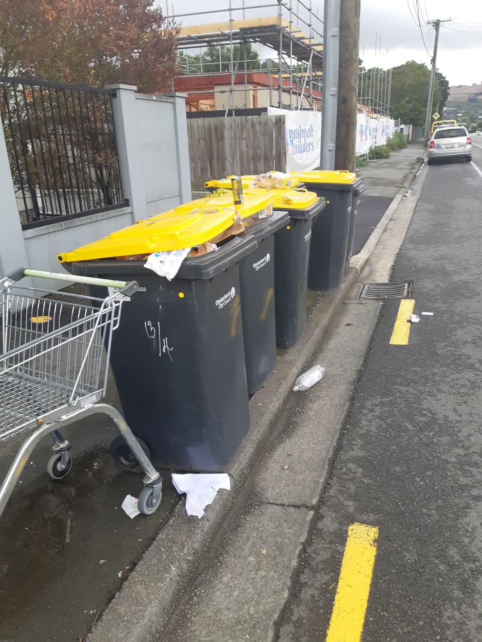 The photograph attached to this rubbish/recycling report