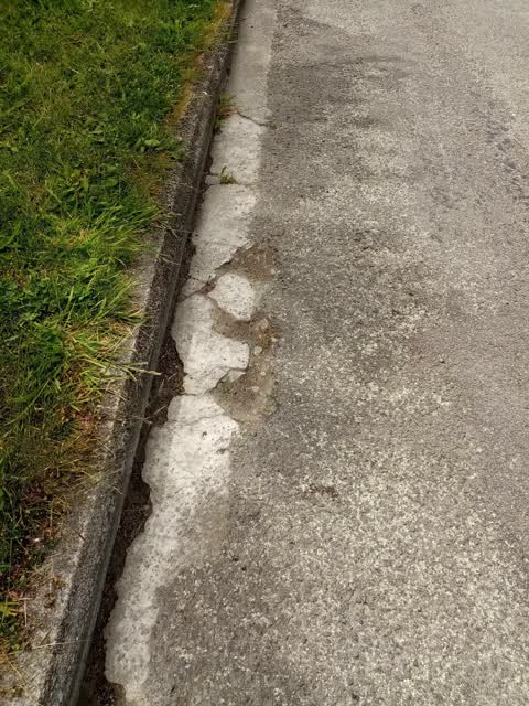 Roading/Streets, a report photo