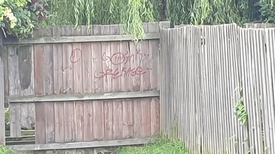 The photograph attached to this graffiti report