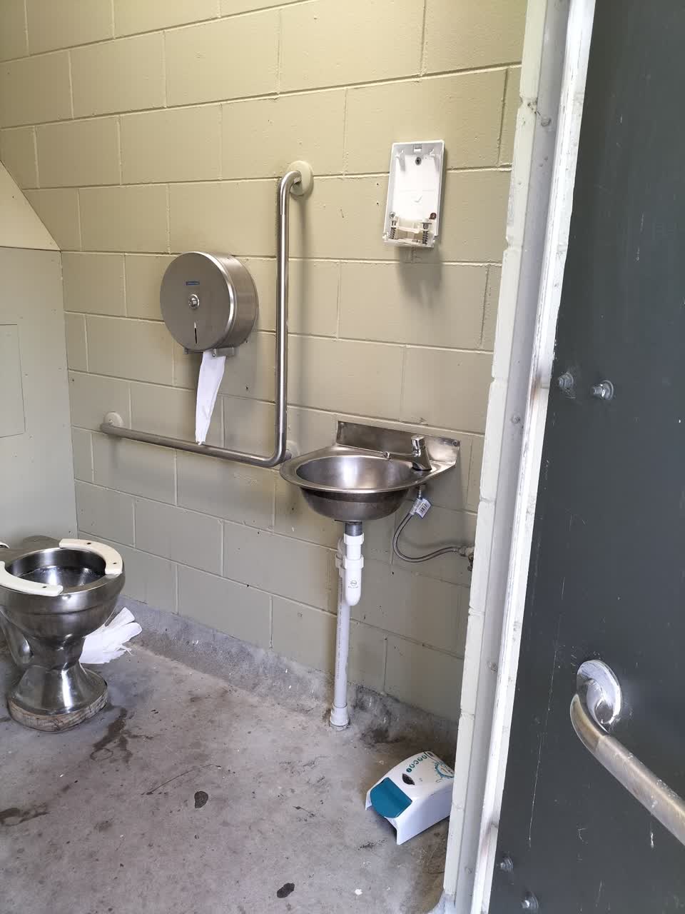 The photograph attached to this parks report