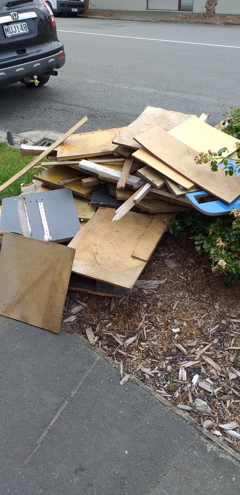 Rubbish/Recycling — a report photo