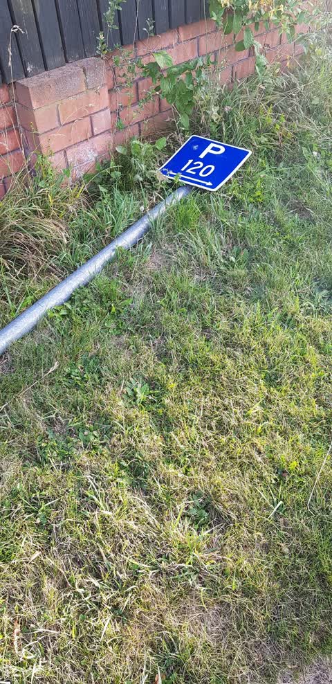 Roading/Streets, a report photo